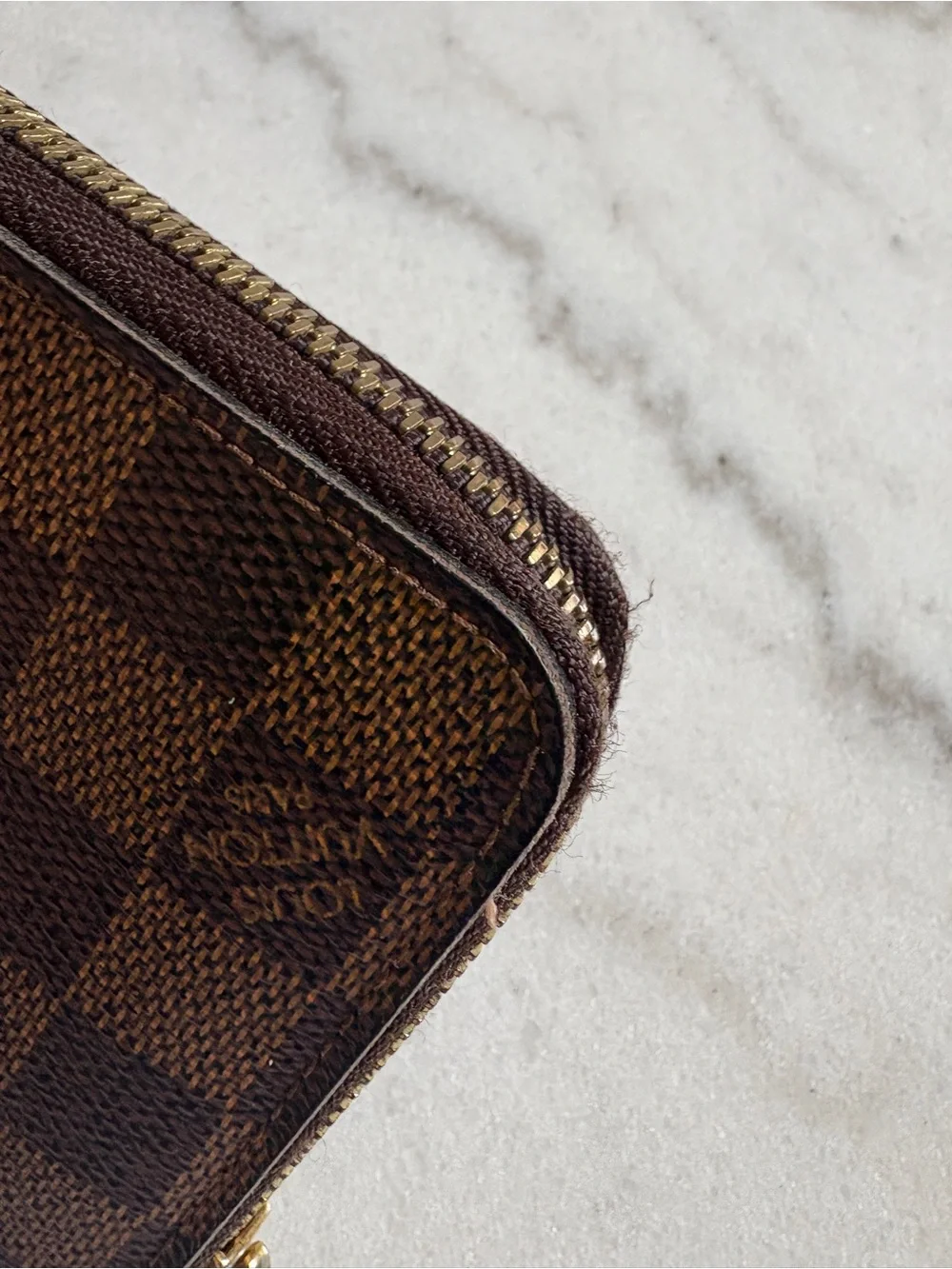 Louis Vuitton Damier Ebene Zippy Wallet with COA